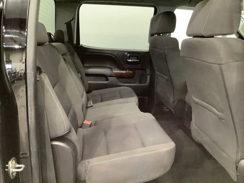 Used 2018 GMC Sierra 3500 SLE w/ SLE Preferred Package AWD/4WD image 25