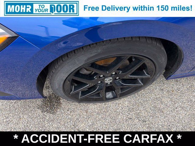 Used 2023 Honda Civic Sport image 11