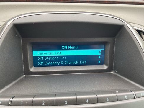 Used 2012 Buick LaCrosse Premium image 19