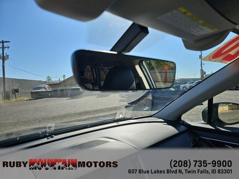 Used 2020 Subaru Outback Onyx Edition XT AWD/4WD image 24
