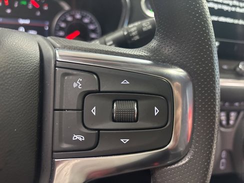 Used 2025 Chevrolet Blazer LT image 18