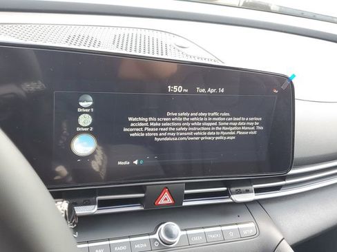 New 2026 Hyundai Elantra Limited FWD image 25