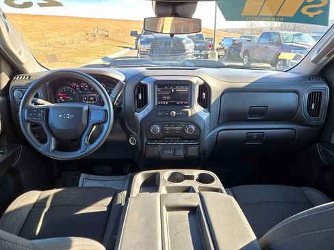 Used 2023 Chevrolet Silverado 1500 Custom Trail Boss image 17