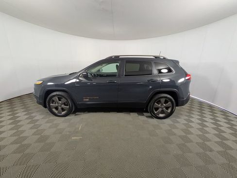 Used 2016 Jeep Cherokee 75th Anniversary AWD/4WD image 16