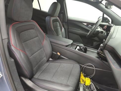 New 2025 Chevrolet Blazer EV RS image 26