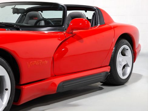 Used 1994 Dodge Viper RT/10 RWD image 37