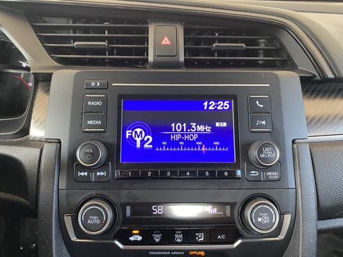 Used 2019 Honda Civic Sport image 3