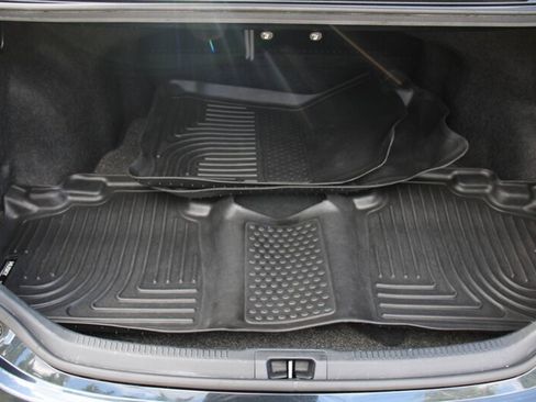 Used 2014 Toyota Camry LE FWD image 16
