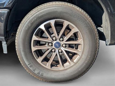 Used 2019 Ford F150 XLT w/ Equipment Group 302A Luxury image 19