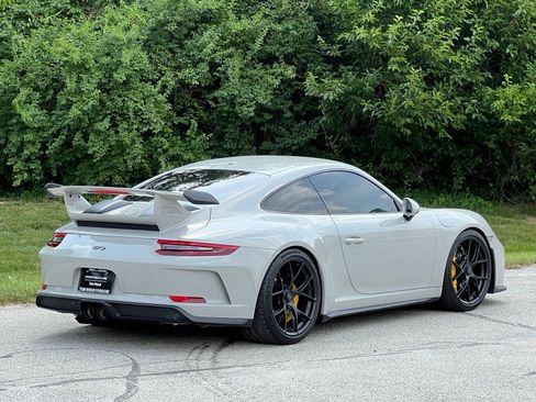 Used 2018 Porsche 911 GT3 w/ Sport Chrono Package RWD image 8