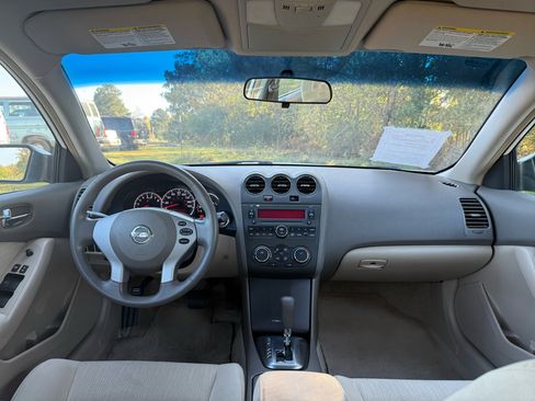 Used 2010 Nissan Altima 2.5 S image 22