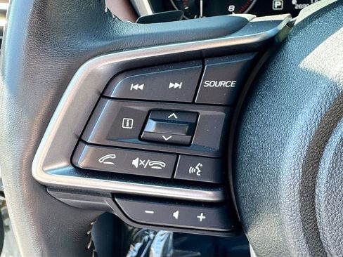 Used 2025 Subaru Outback Touring w/ Tech Package 3 AWD/4WD image 8