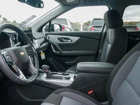New 2026 Chevrolet Blazer LT w/ Convenience Package FWD image 17