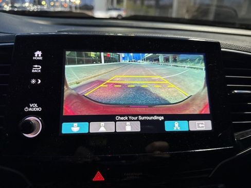 Used 2024 Honda Passport Black Edition image 18