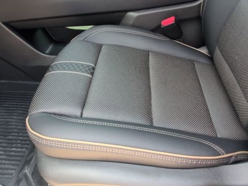 New 2026 Chevrolet Traverse High Country w/ LPO, Floor Liner Package FWD image 15
