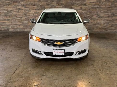 Used 2015 Chevrolet Impala LT w/ Convenience Package FWD image 2