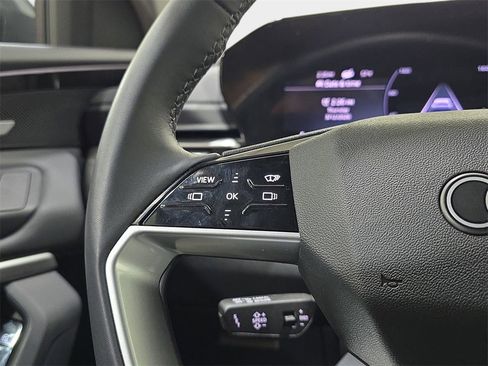 Certified 2025 Audi Q5 Prestige image 19