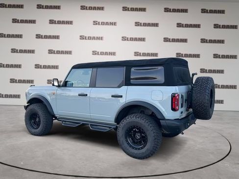 Used 2023 Ford Bronco Badlands AWD/4WD image 3