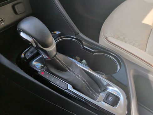 Used 2025 Buick Encore GX Avenir w/ Avenir Convenience Package FWD image 24