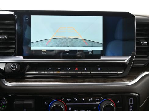 Used 2022 Chevrolet Silverado 1500 LT image 28