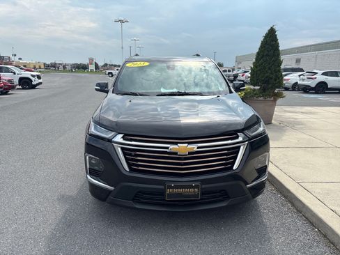 Used 2023 Chevrolet Traverse High Country AWD/4WD image 2