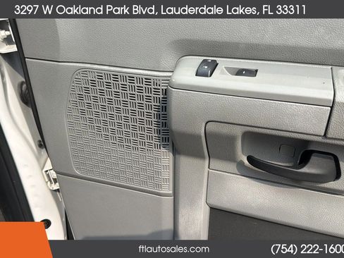 Used 2013 Ford E-250 and Econoline 250 Extended w/ PWR Group RWD image 36