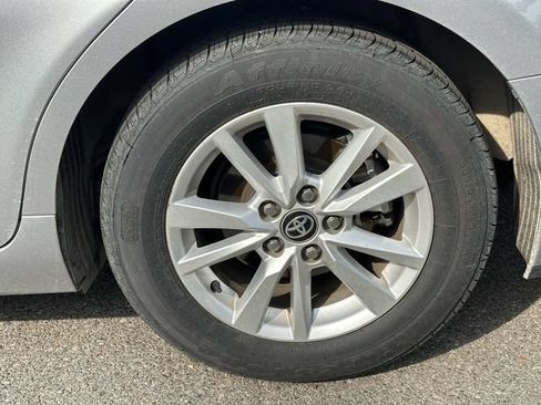 Used 2025 Toyota Camry LE FWD image 14