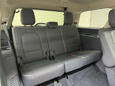 Used 2022 Lincoln Navigator Black Label AWD/4WD image 19