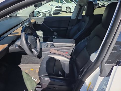 Used 2021 Tesla Model Y Long Range AWD/4WD image 10