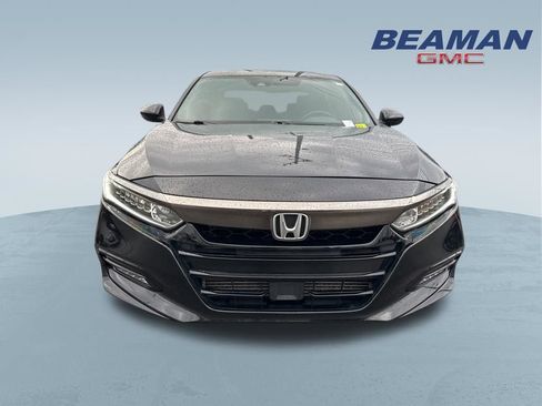 Used 2019 Honda Accord Sport image 2