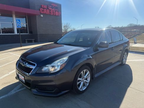 Used 2013 Subaru Legacy 2.5i Premium image 2