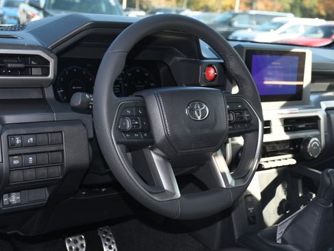 New 2025 Toyota Tacoma TRD Sport image 4