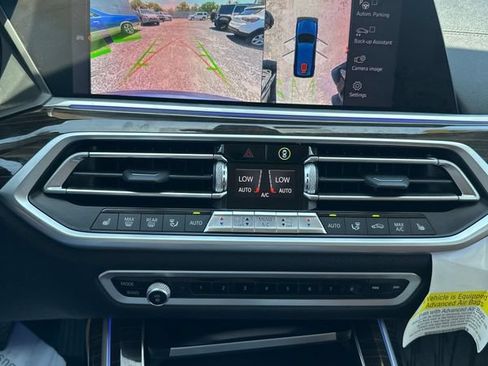 Used 2019 BMW X7 xDrive40i w/ Premium Package AWD/4WD image 21