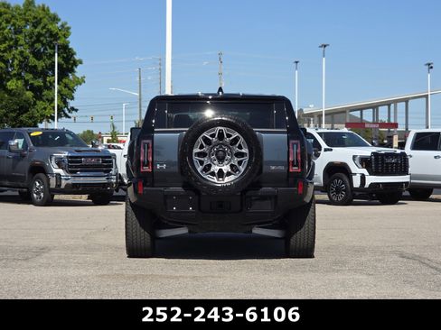 Used 2025 GMC Hummer EV 3X AWD/4WD image 5