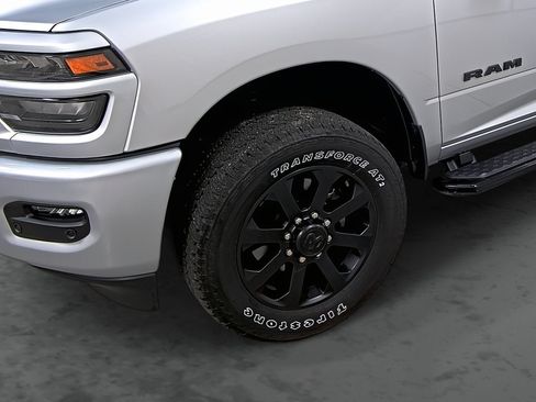 Used 2026 RAM 2500 Big Horn AWD/4WD image 7