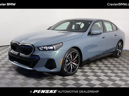 Used 2026 BMW 530i w/ M Sport Package RWD image 1