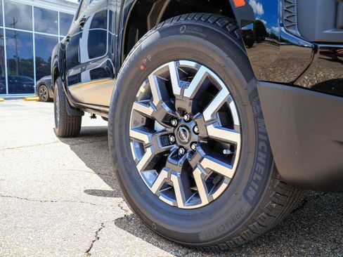 New 2026 Nissan Frontier SV RWD image 18