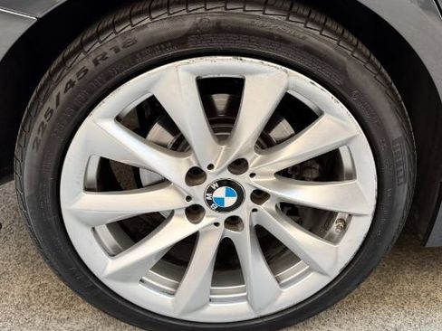 Used 2018 BMW 320i Sedan RWD image 24