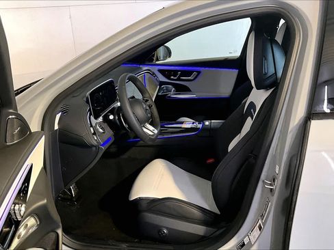 New 2026 Mercedes-Benz E 53 AMG e 4MATIC Sedan image 13