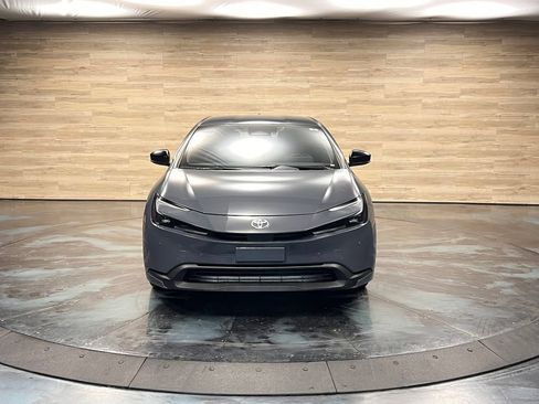 Used 2023 Toyota Prius Prime SE image 16