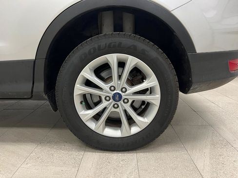 Used 2017 Ford Escape SE AWD/4WD image 48