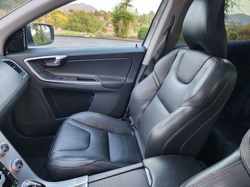 Used 2017 Volvo XC60 T6 Dynamic w/ Climate Package image 17