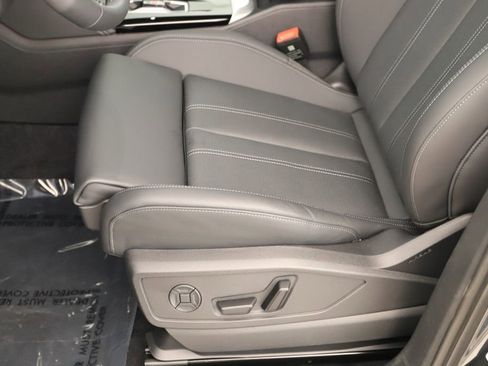 New 2025 Audi Q5 Premium Plus image 24