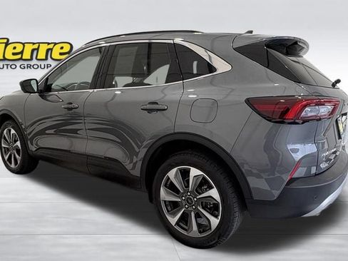 Used 2024 Ford Escape Platinum AWD/4WD image 2