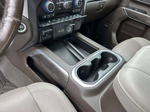 Used 2023 Chevrolet Silverado 3500 LTZ AWD/4WD image 28