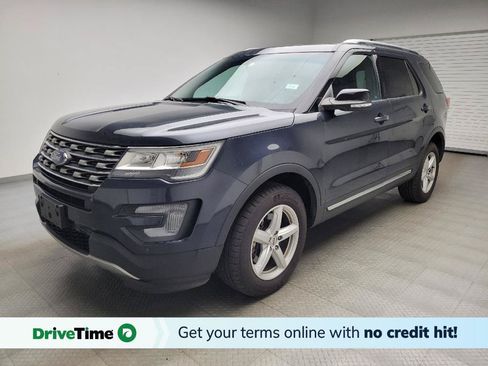 Used 2017 Ford Explorer XLT w/ Equipment Group 202A AWD/4WD image 1