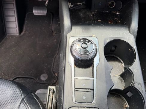 Used 2020 Ford Escape Titanium FWD image 26