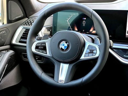 New 2026 BMW X7 xDrive40i w/ M Sport Package image 22