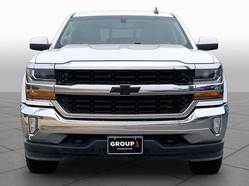 Used 2017 Chevrolet Silverado 1500 LT w/ All Star Edition AWD/4WD image 4