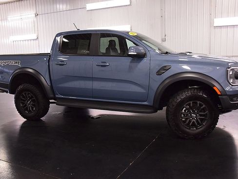 Used 2025 Ford Ranger Raptor image 9